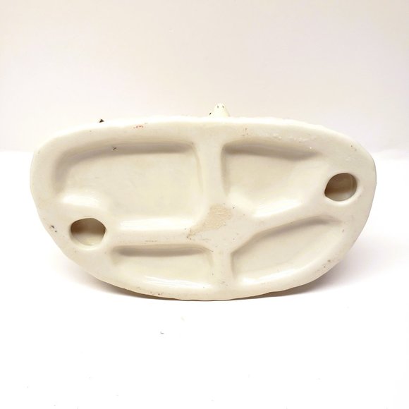 Christmas Nativity Figurine White Porcelain Gold Gilt Trim One Piece 4" x 4.5" - Picture 6 of 7